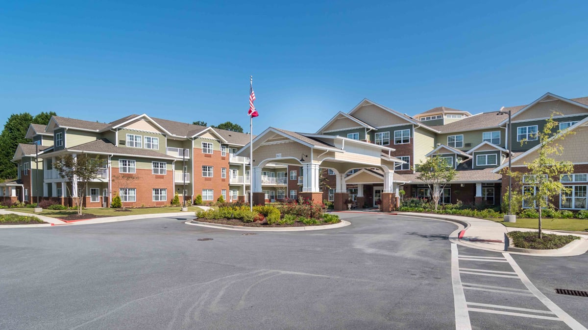 Exterior view of Linwood Estates Gracious Retirement Living